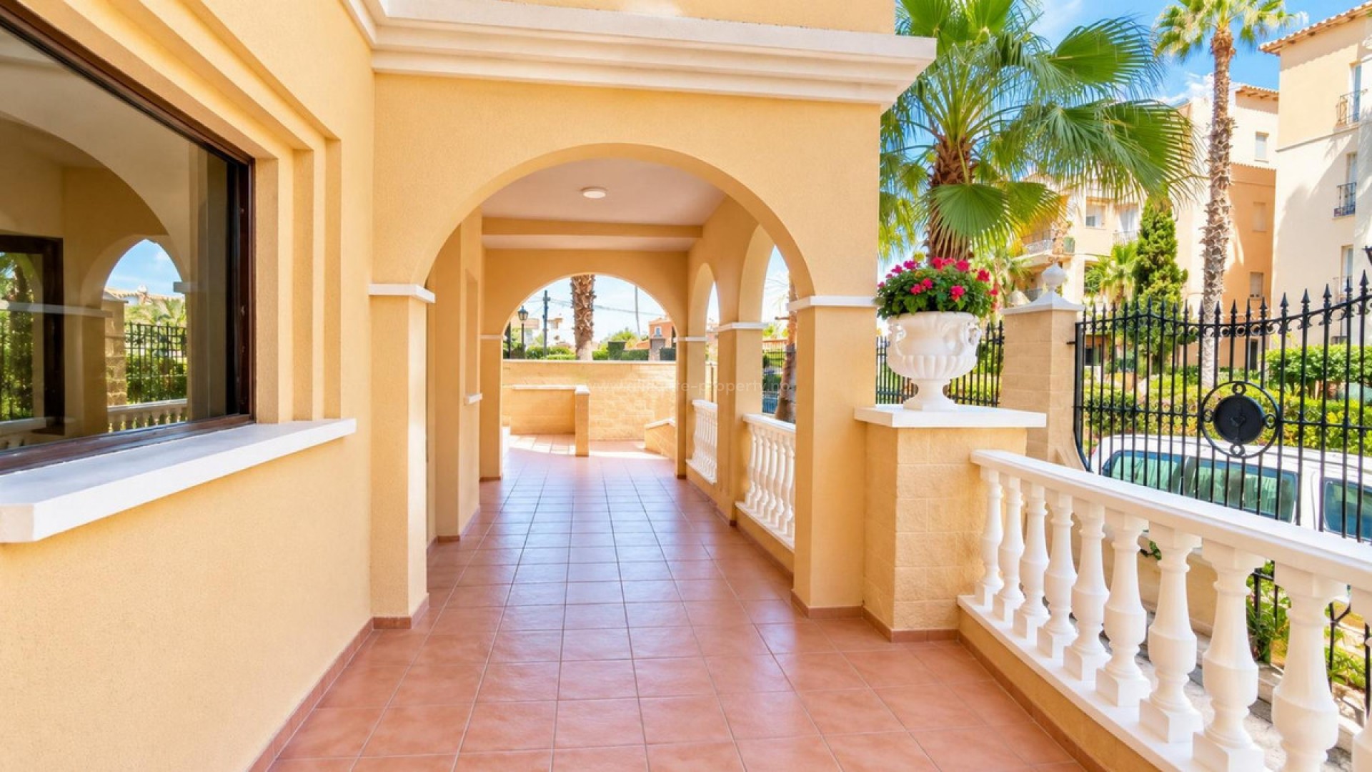 Apartment / flat in Playa de los Locos