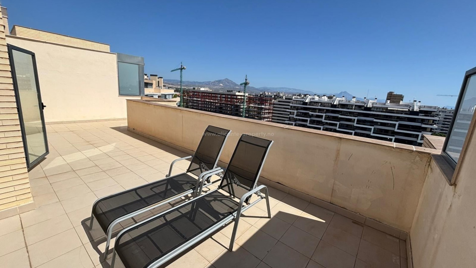 Apartment / flat in Playa de San Juan