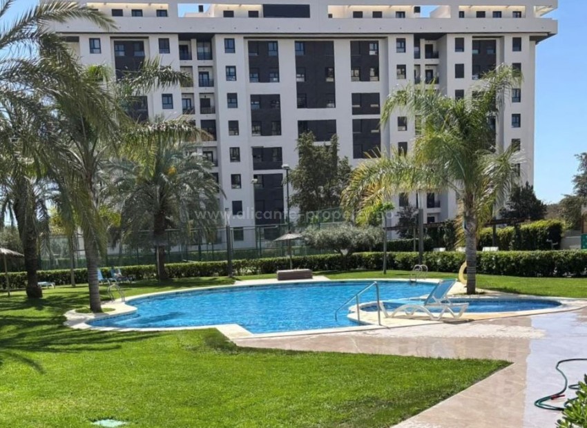 Apartment / flat in Playa de San Juan