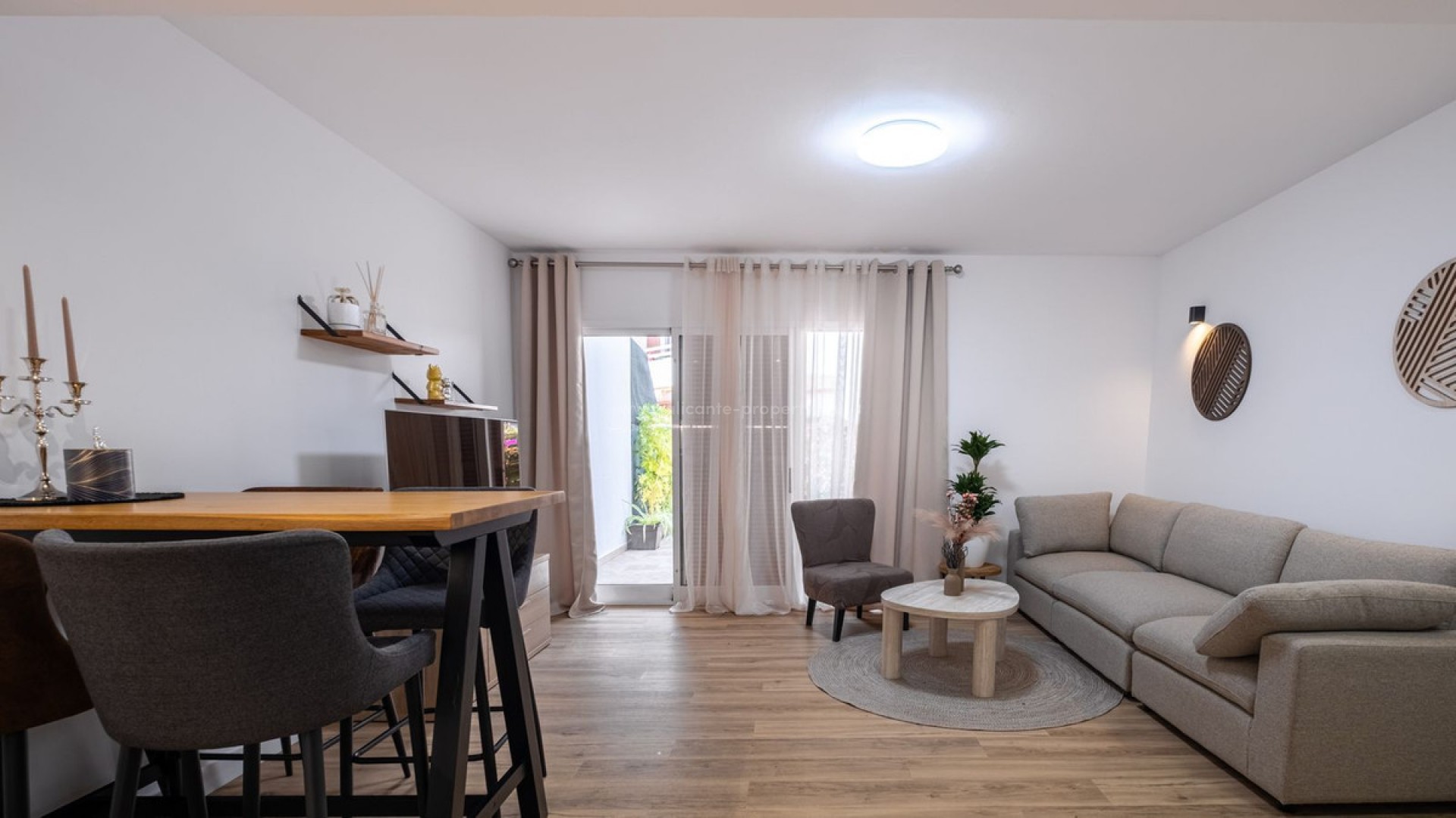 Apartment / flat in Playa Flamenca