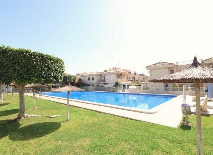Apartment / flat in Playa Flamenca