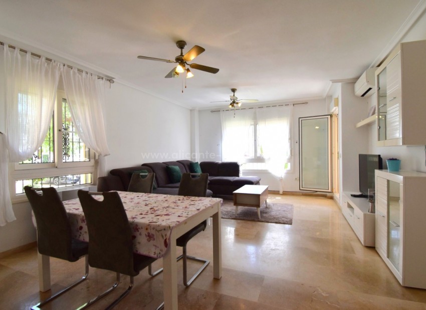 Apartment / flat in Playa Flamenca
