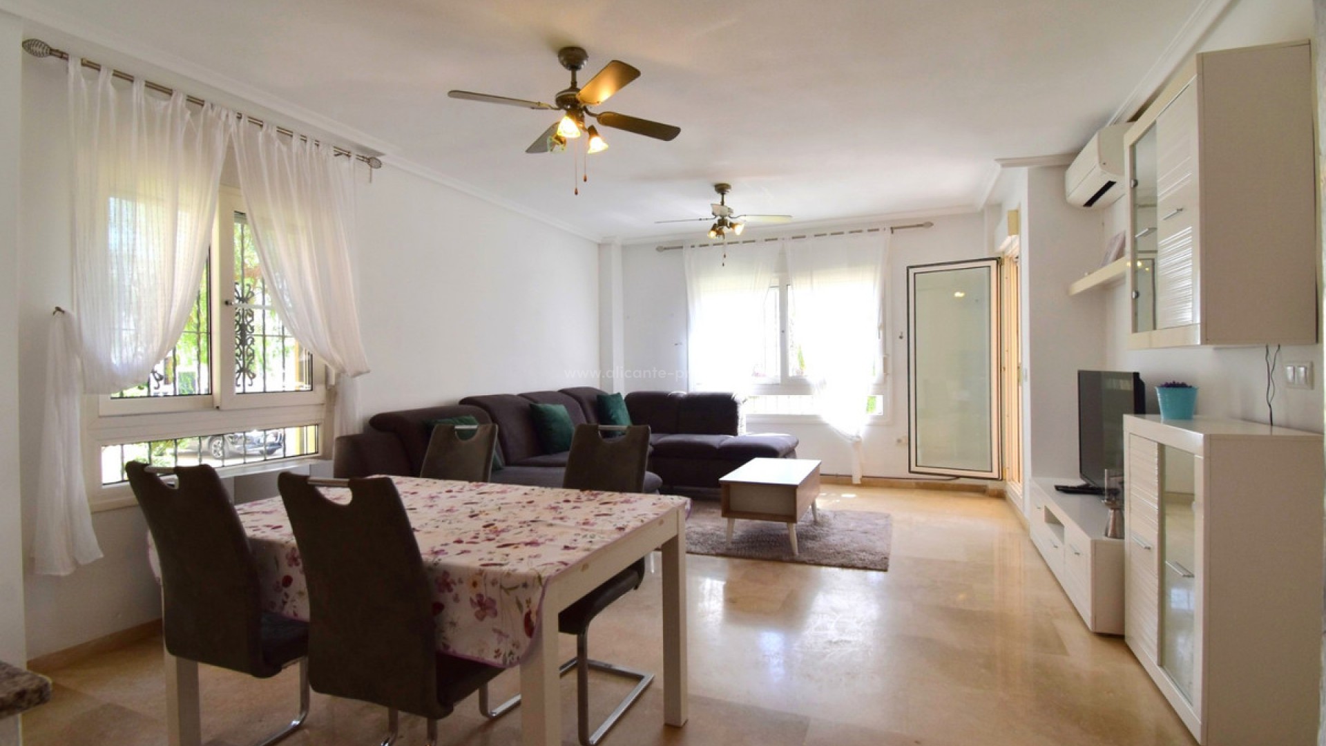 Apartment / flat in Playa Flamenca
