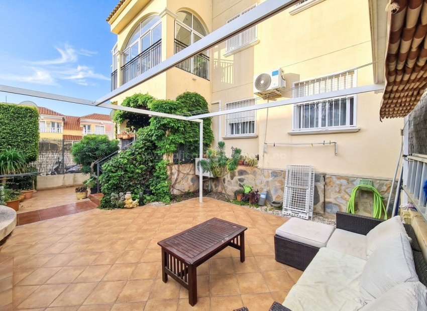 Apartment / flat in Playa Flamenca
