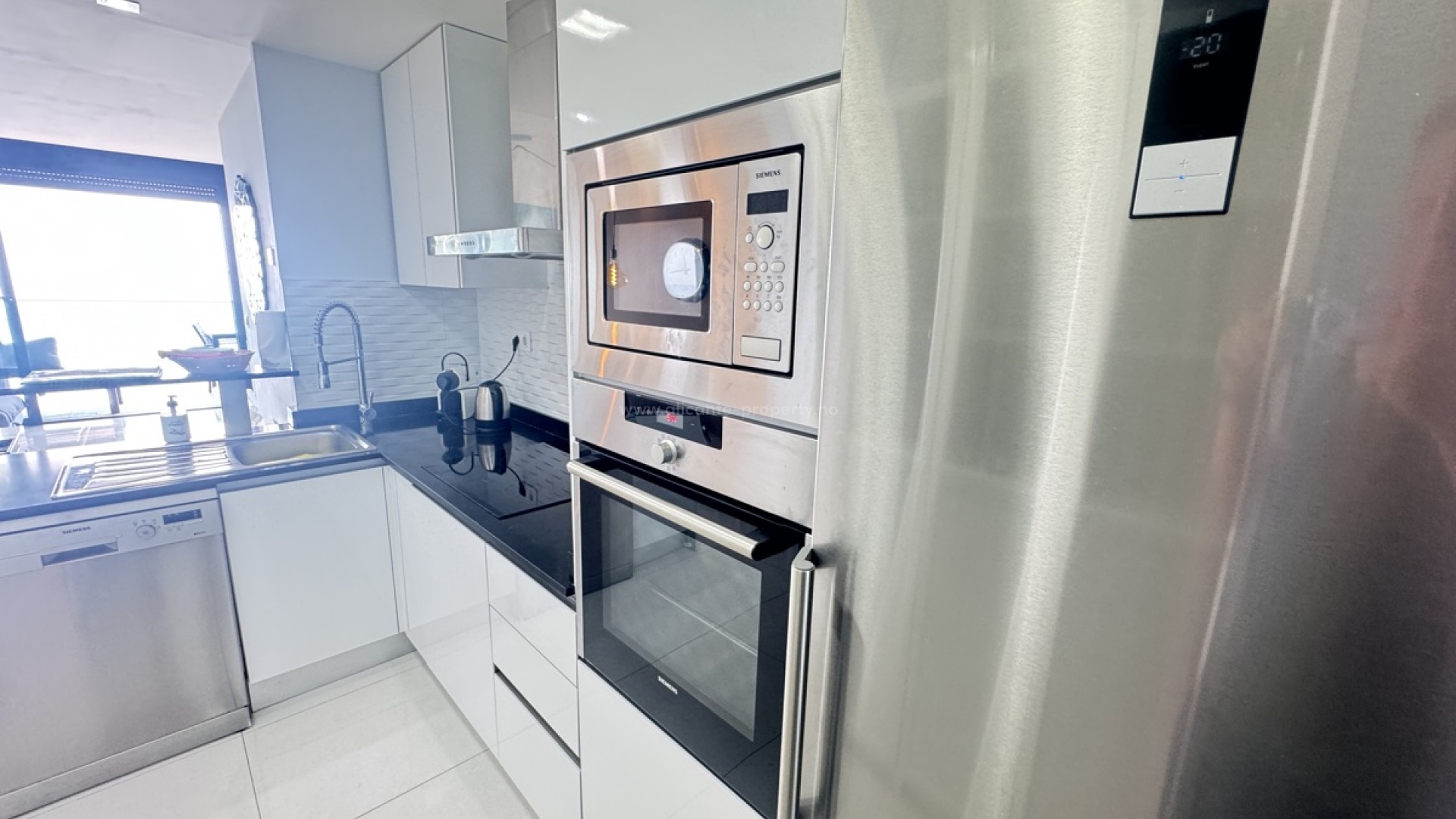 Apartment / flat in Punta Prima