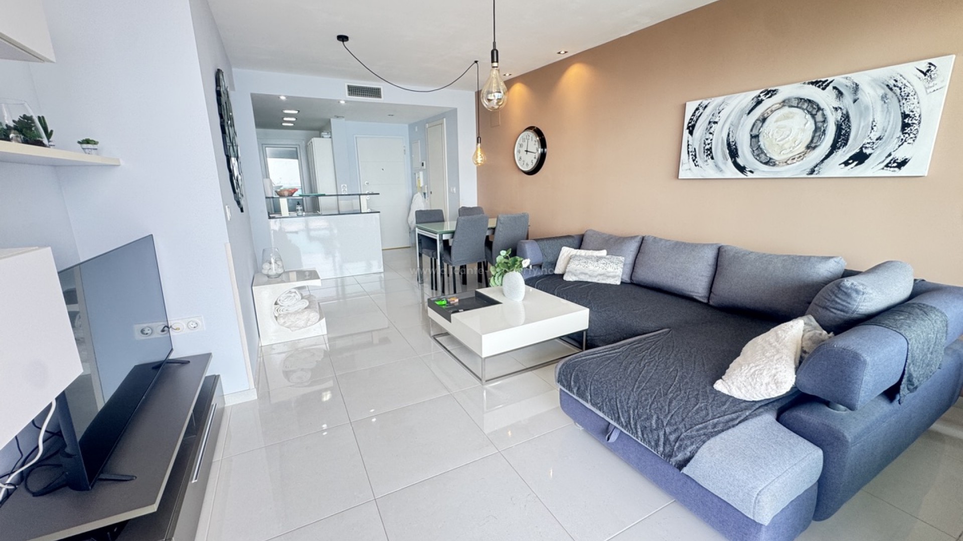 Apartment / flat in Punta Prima