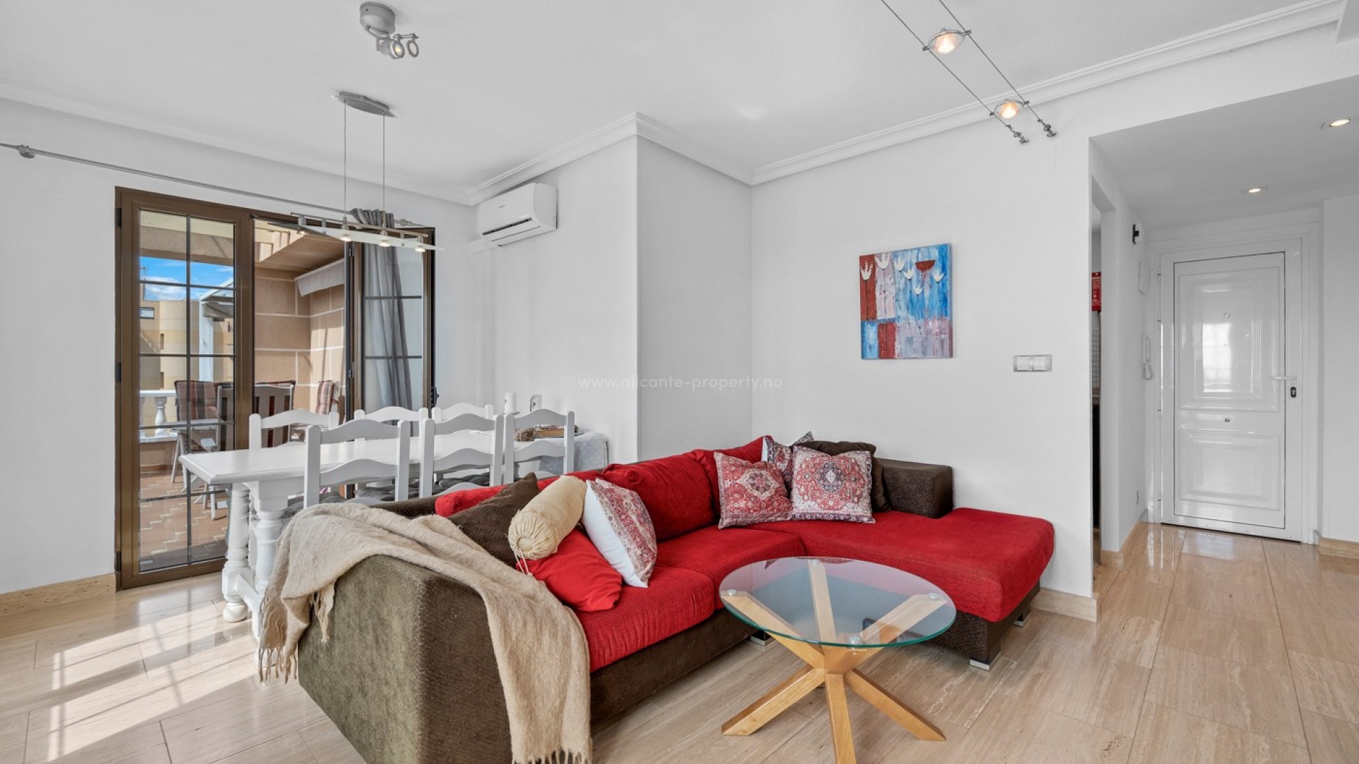 Apartment / flat in Punta Prima