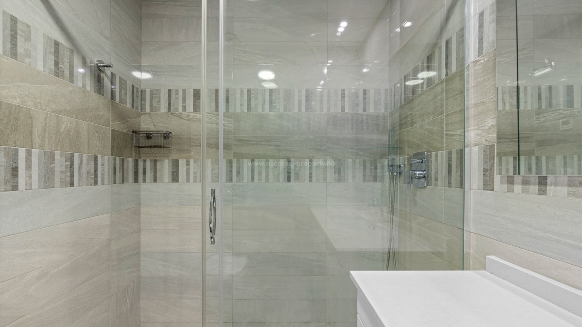 Apartment / flat in Punta Prima