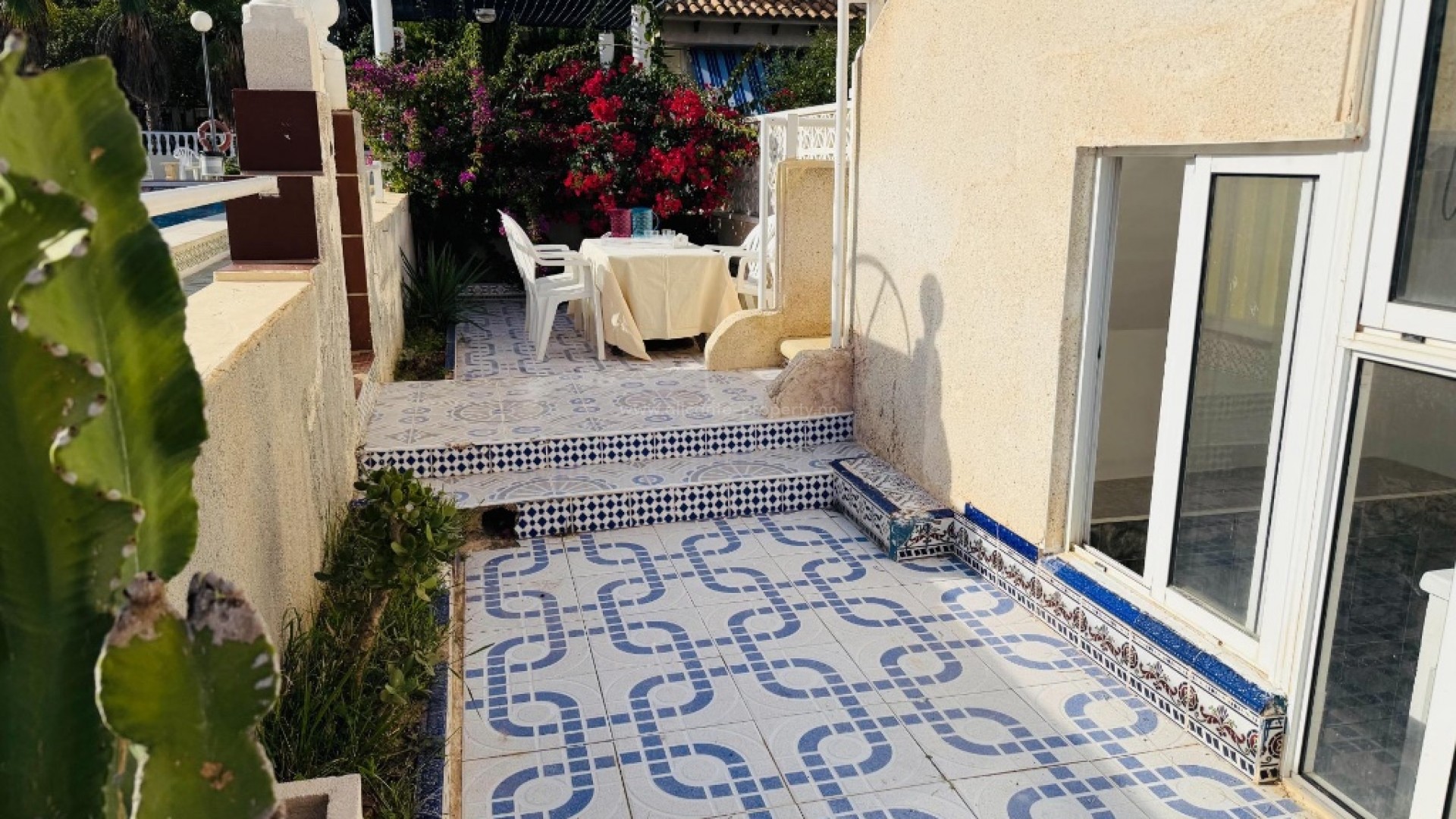 Apartment / flat in Punta Prima