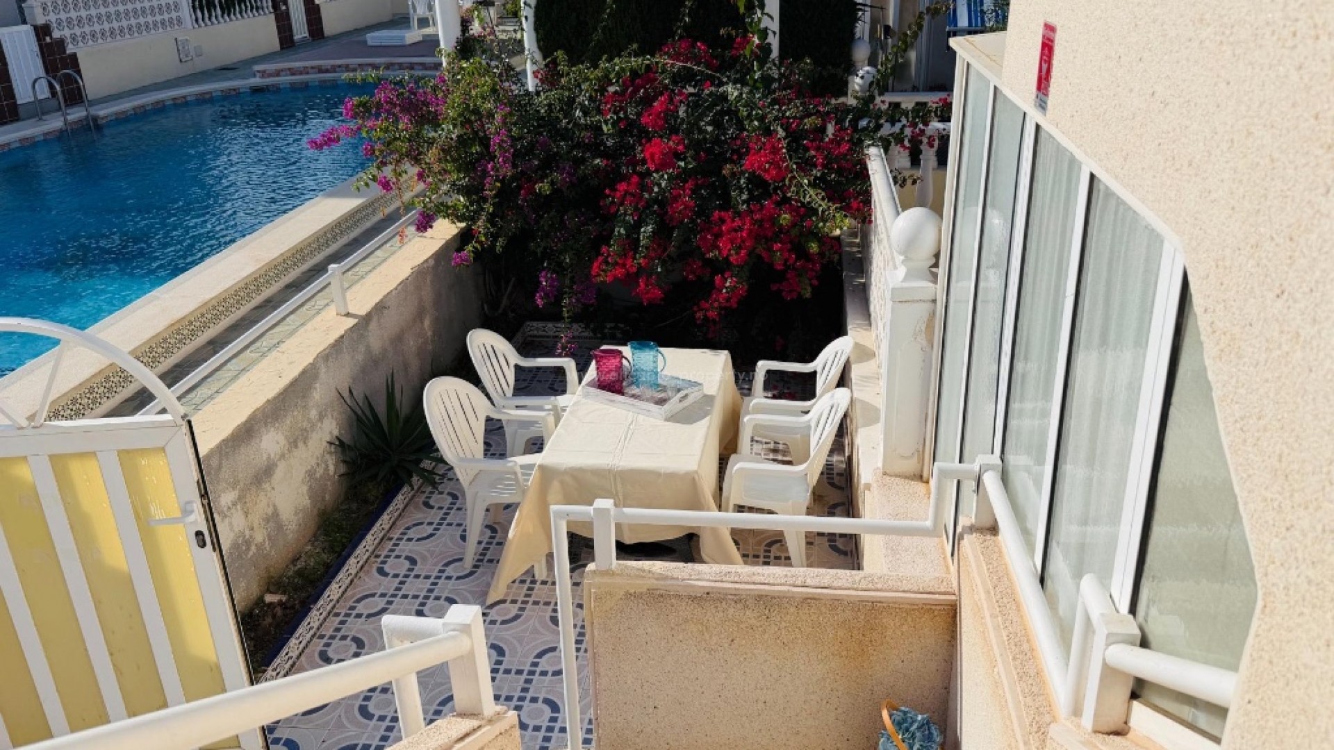 Apartment / flat in Punta Prima