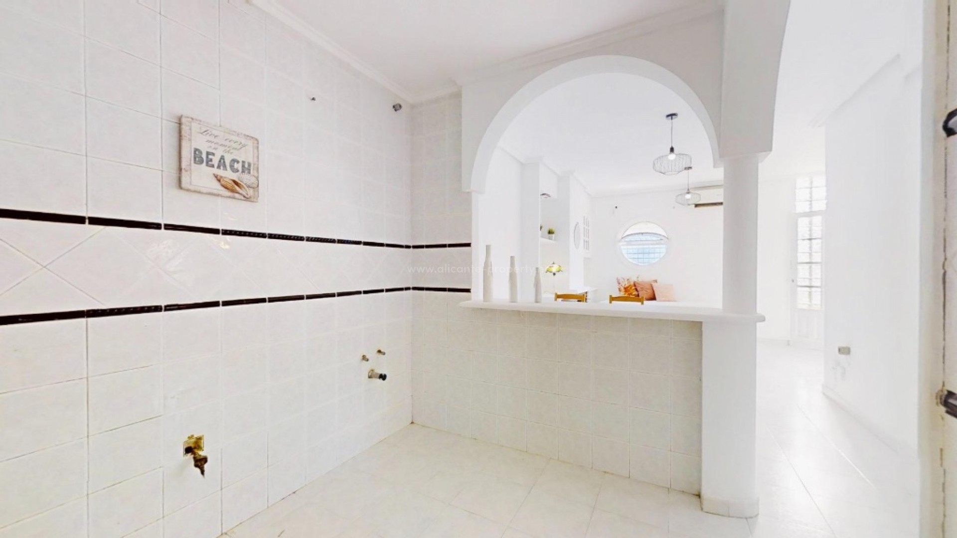 Apartment / flat in Punta Prima