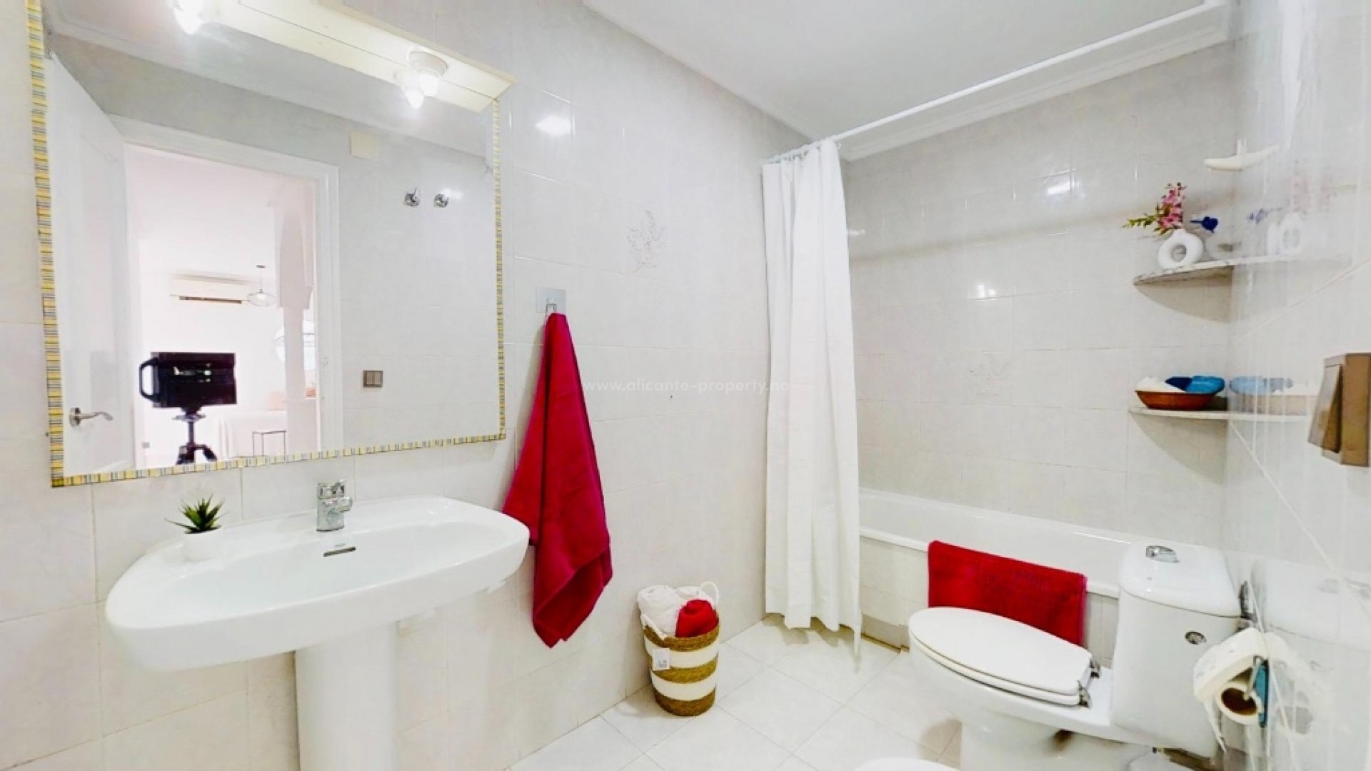 Apartment / flat in Punta Prima