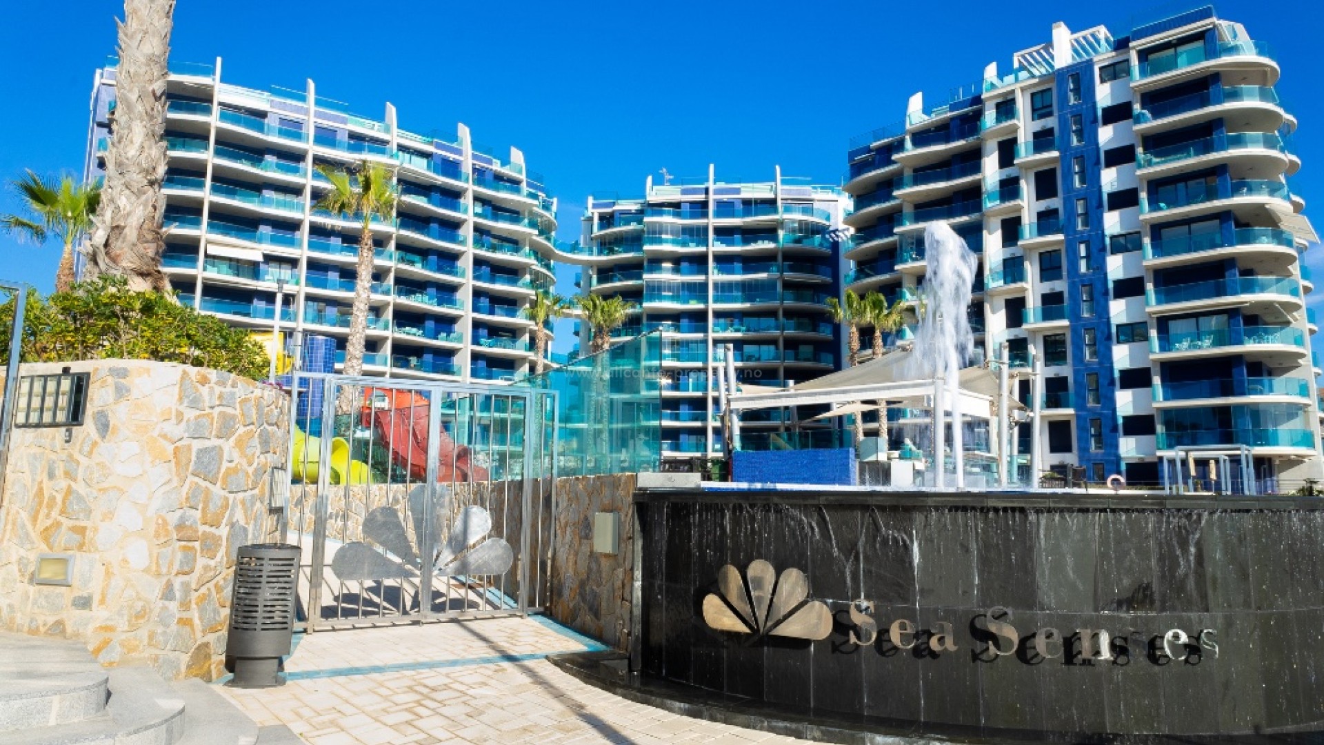 Apartment / flat in Punta Prima