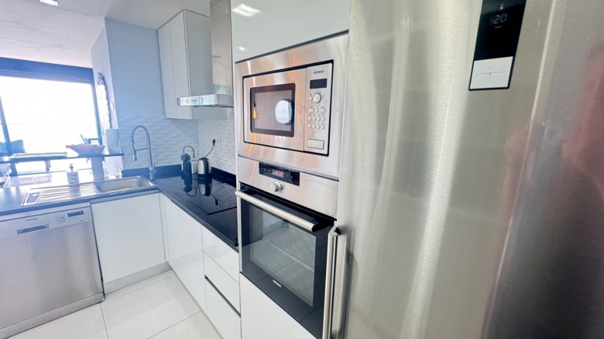 Apartment / flat in Punta Prima