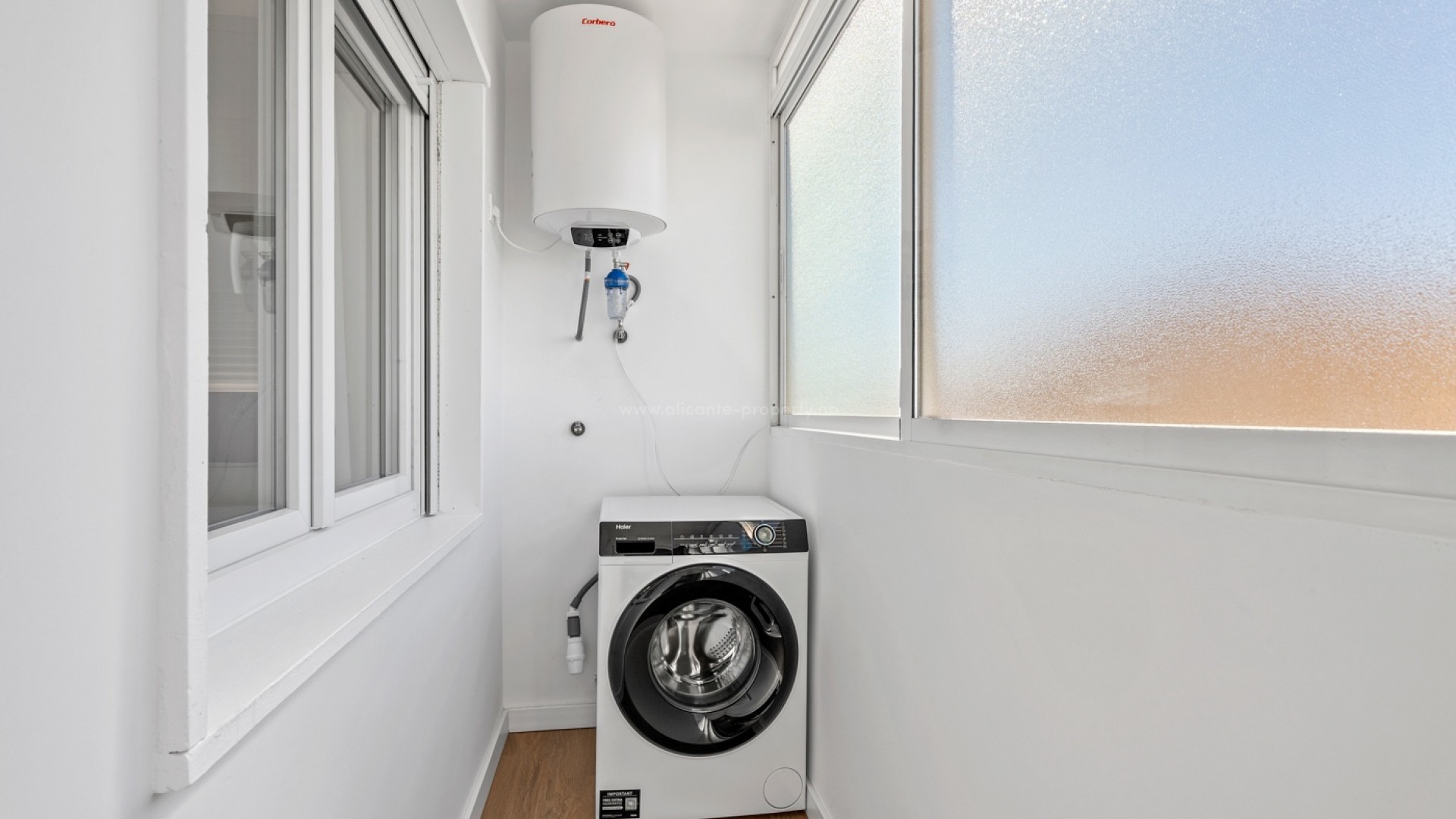 Apartment / flat in Punta Prima