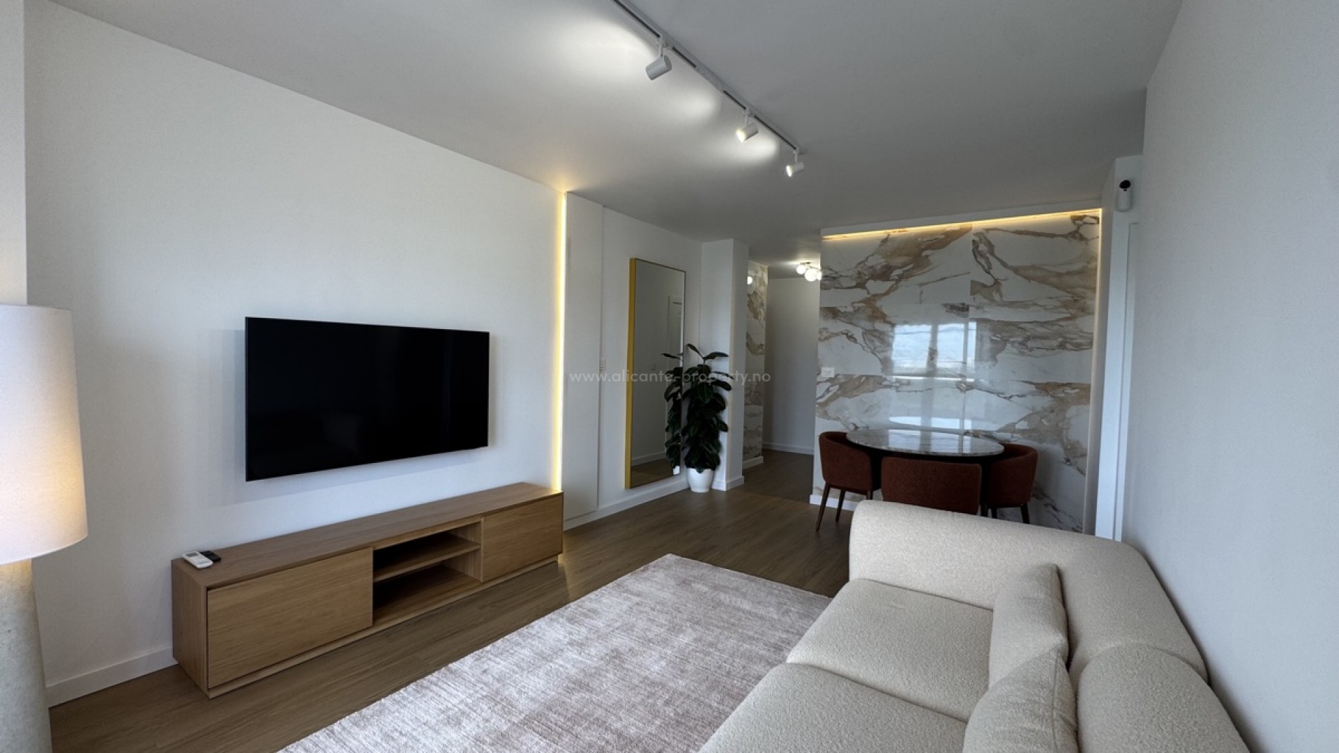 Apartment / flat in Punta Prima