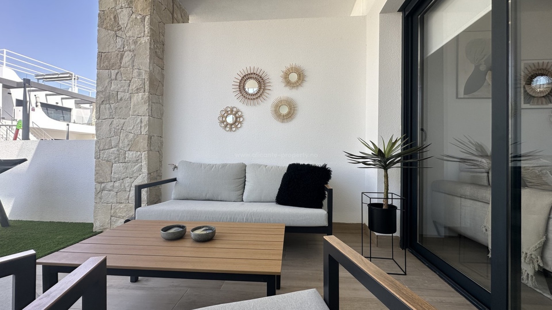 Apartment / flat in Punta Prima