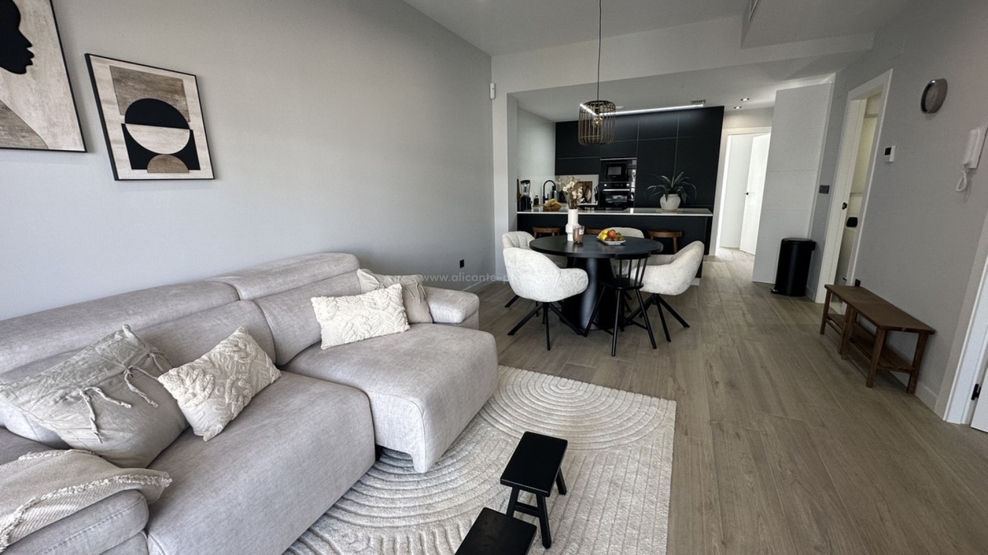 Apartment / flat in Punta Prima