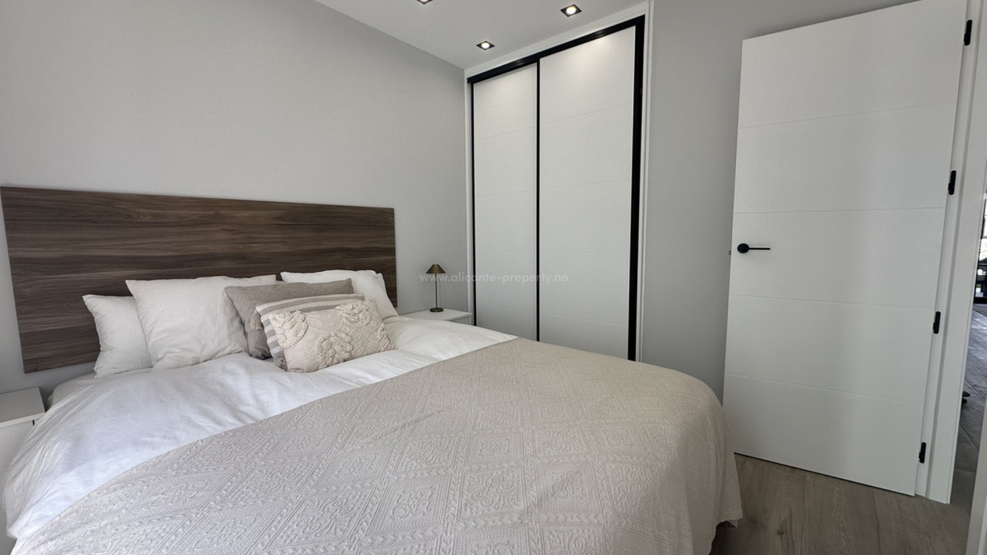 Apartment / flat in Punta Prima