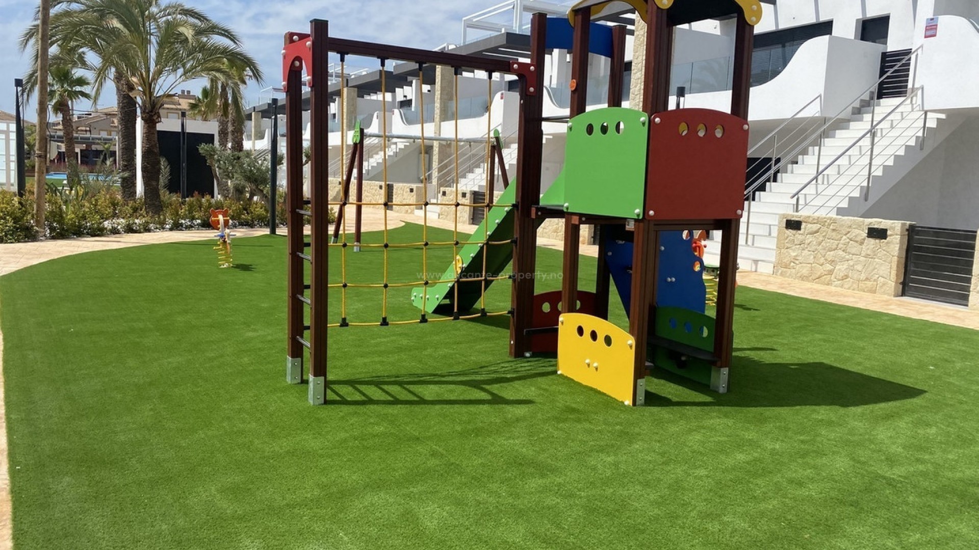 Apartment / flat in Punta Prima