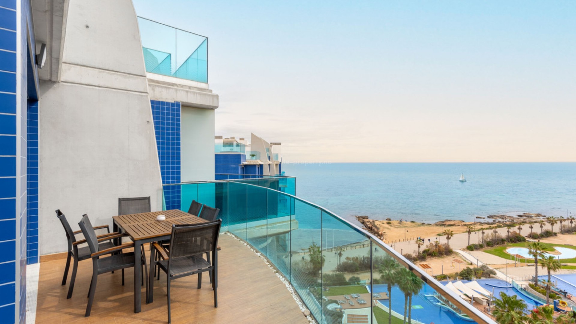 Apartment / flat in Punta Prima