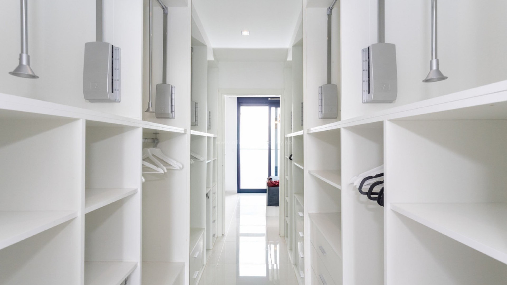 Apartment / flat in Punta Prima