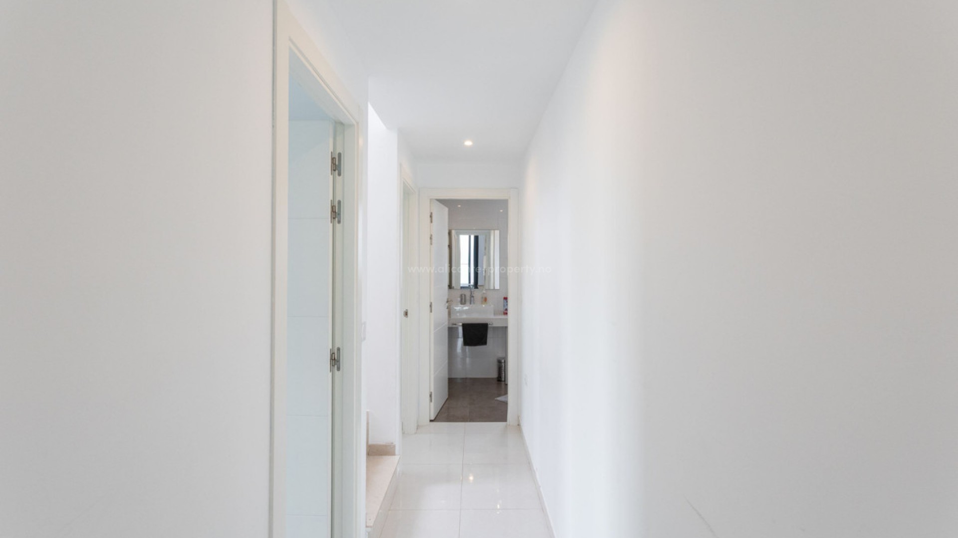 Apartment / flat in Punta Prima