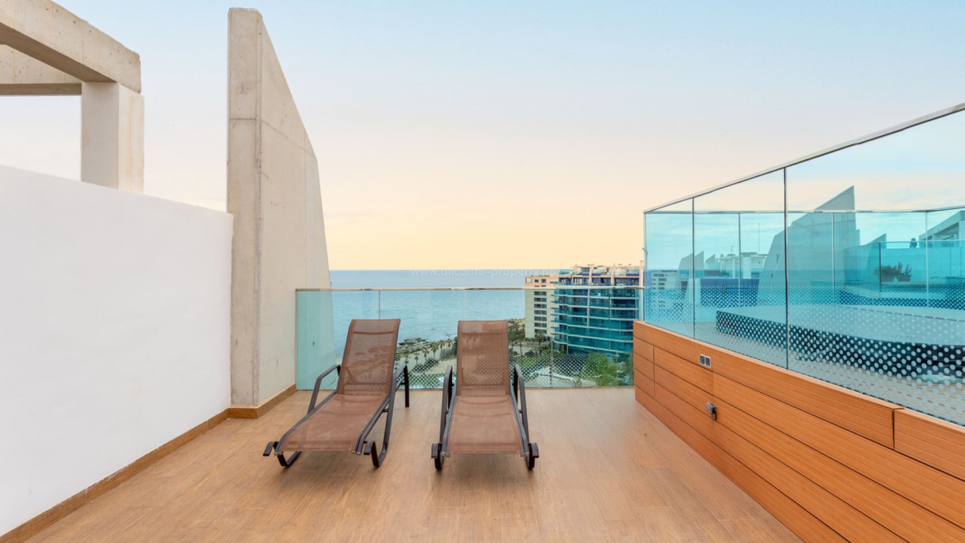 Apartment / flat in Punta Prima