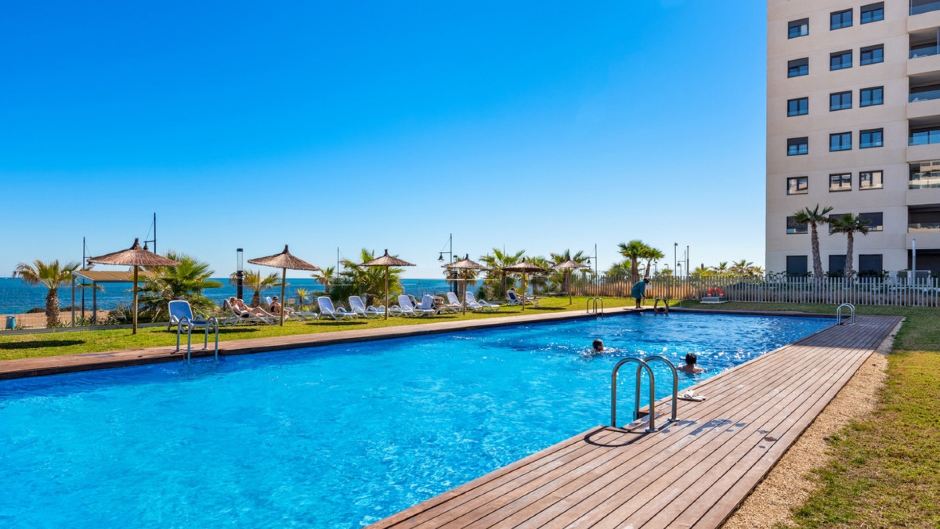 Apartment / flat in Punta Prima