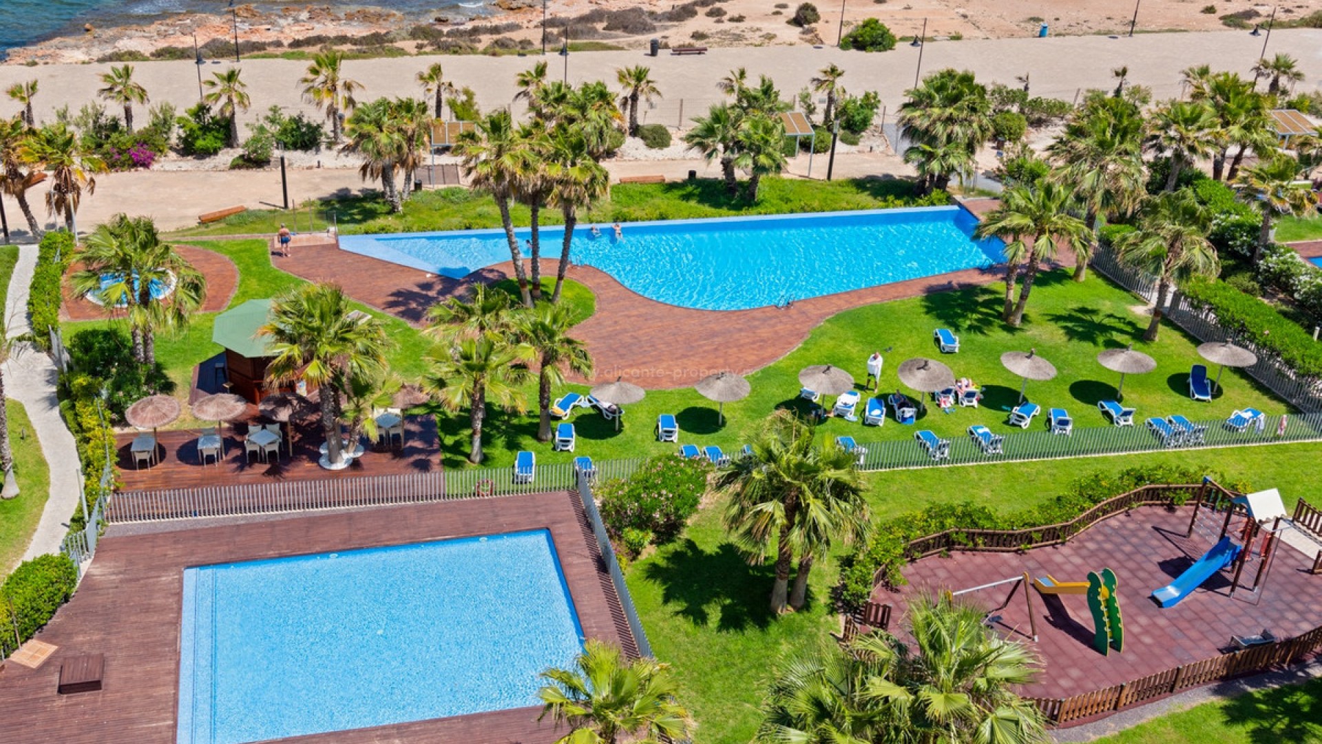 Apartment / flat in Punta Prima