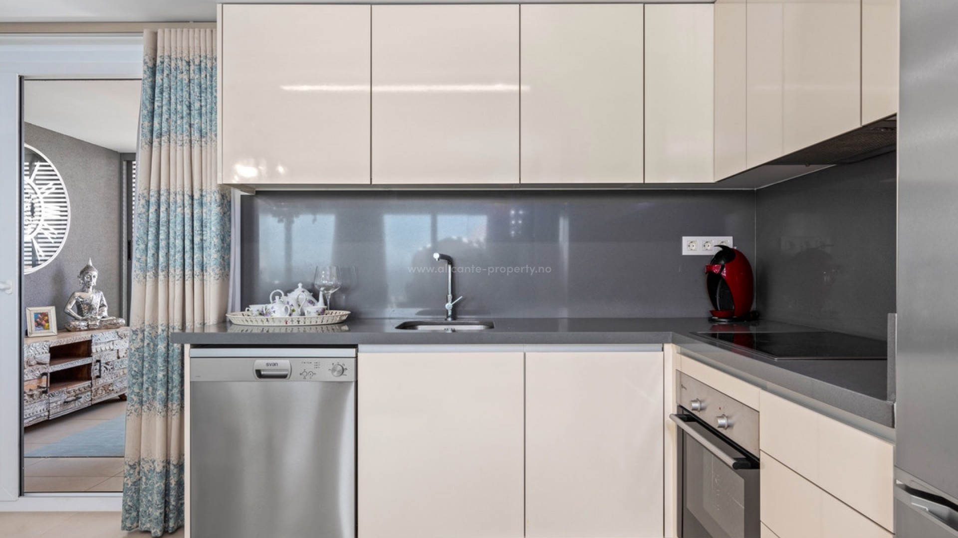 Apartment / flat in Punta Prima