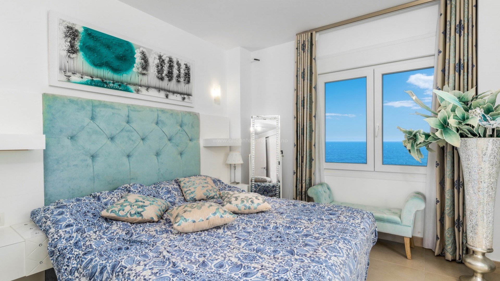 Apartment / flat in Punta Prima