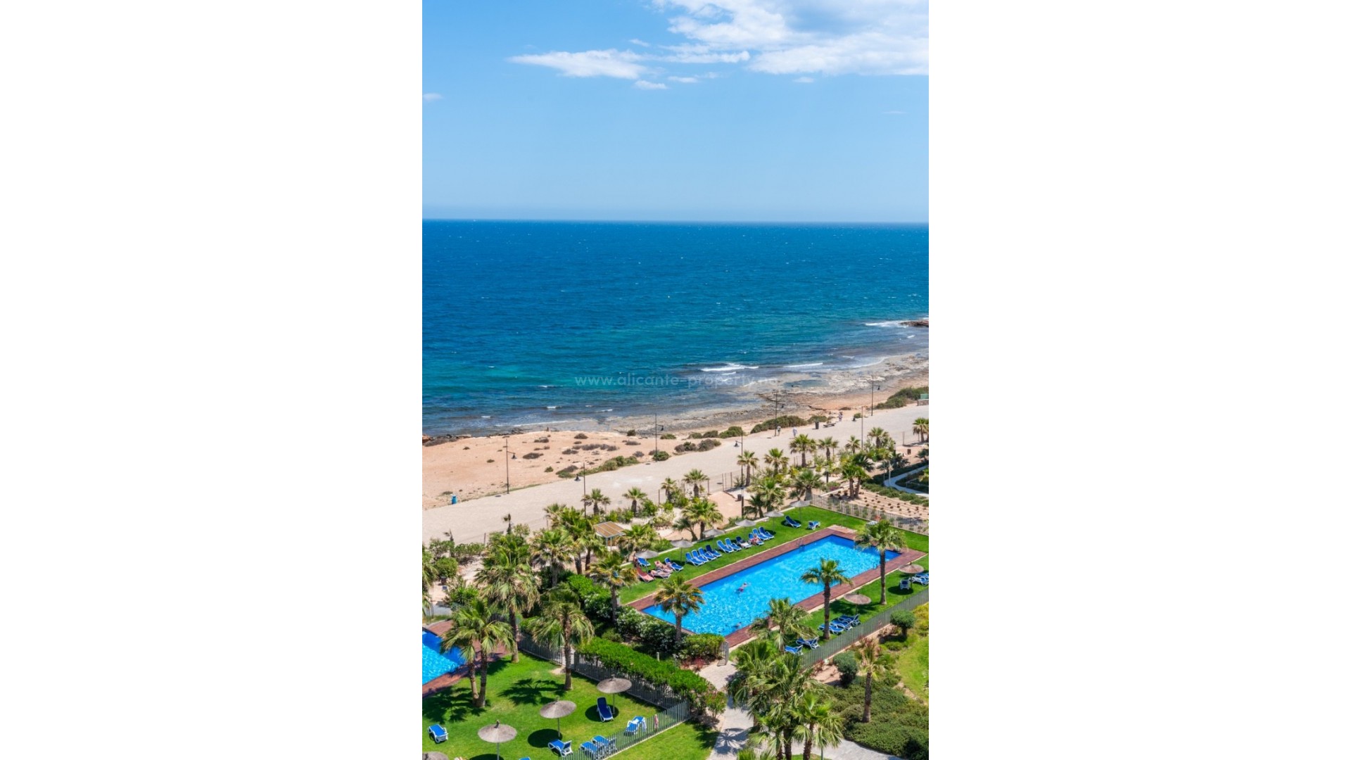 Apartment / flat in Punta Prima