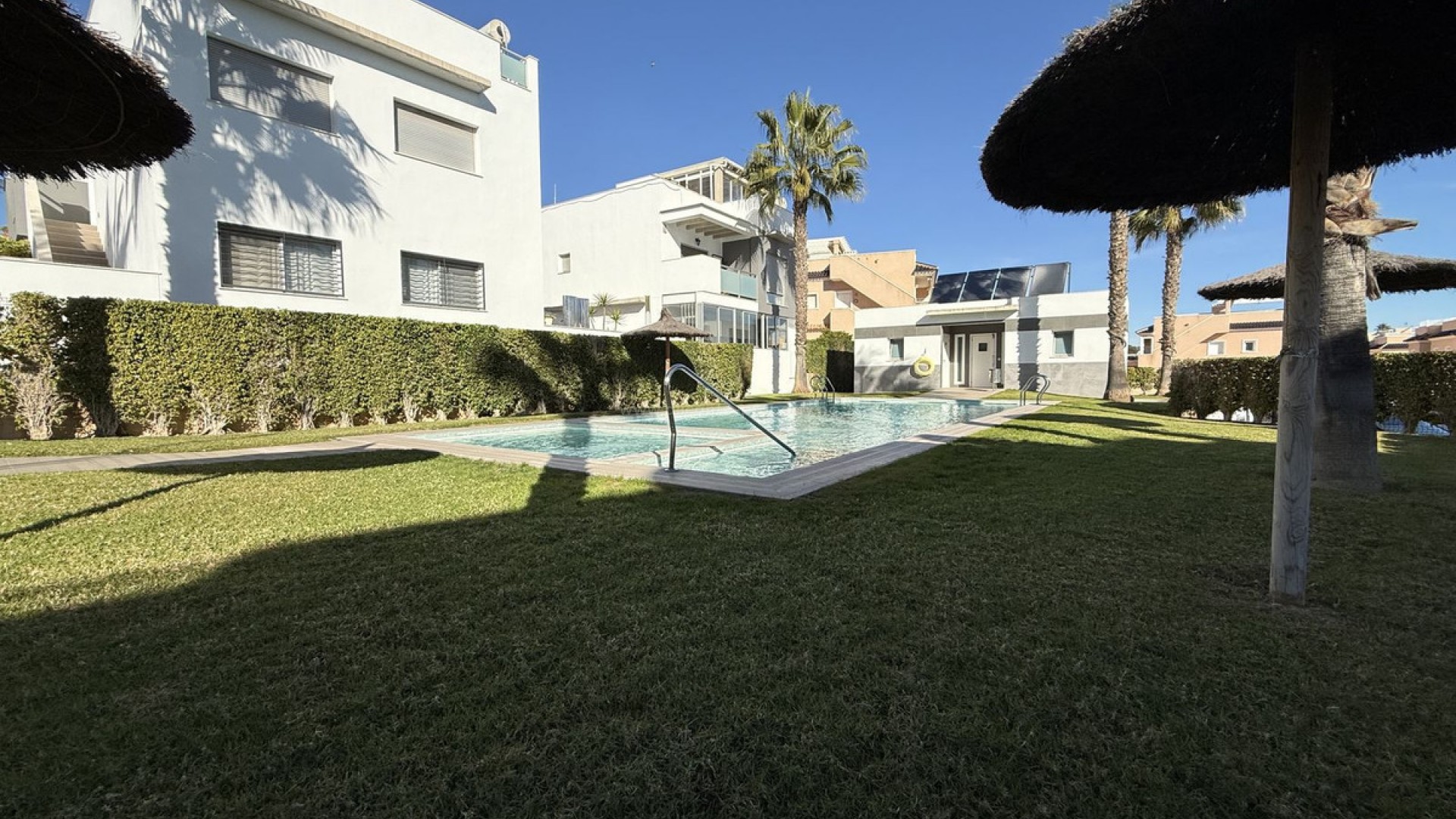 Apartment / flat in Punta Prima