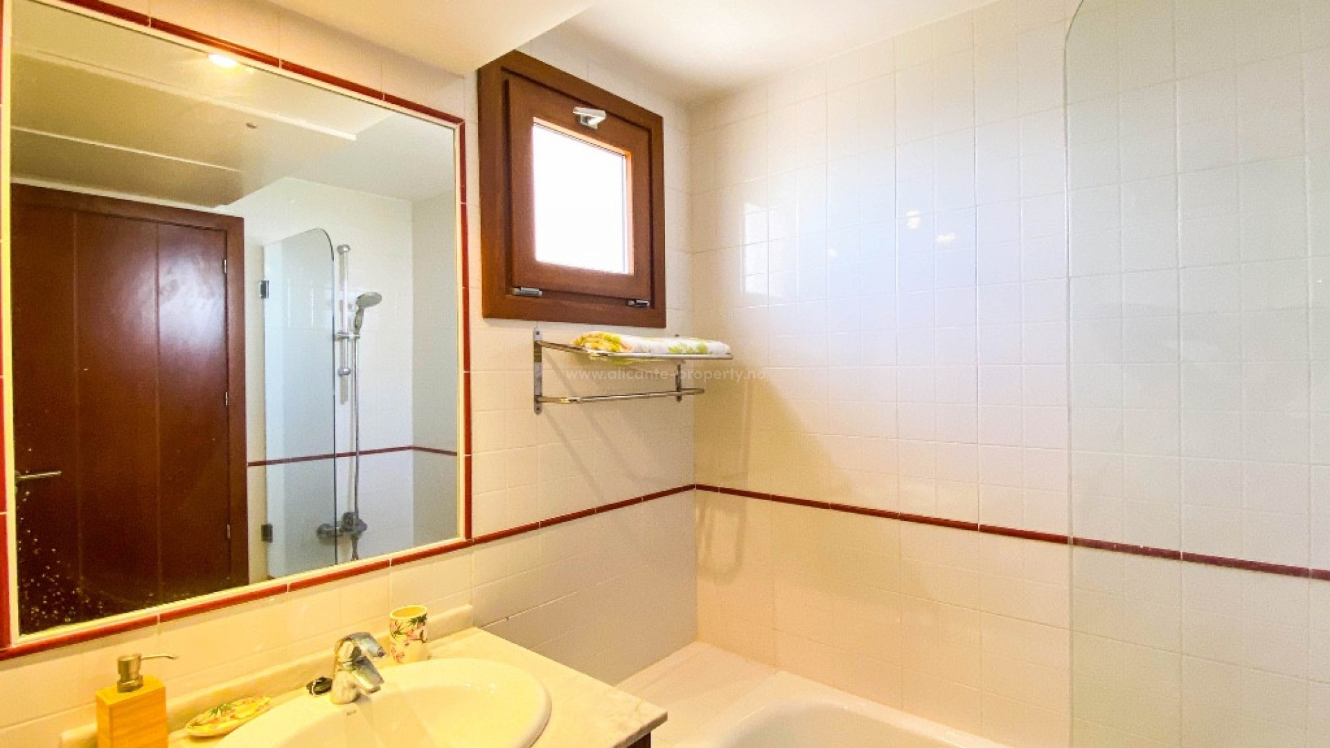 Apartment / flat in Punta Prima