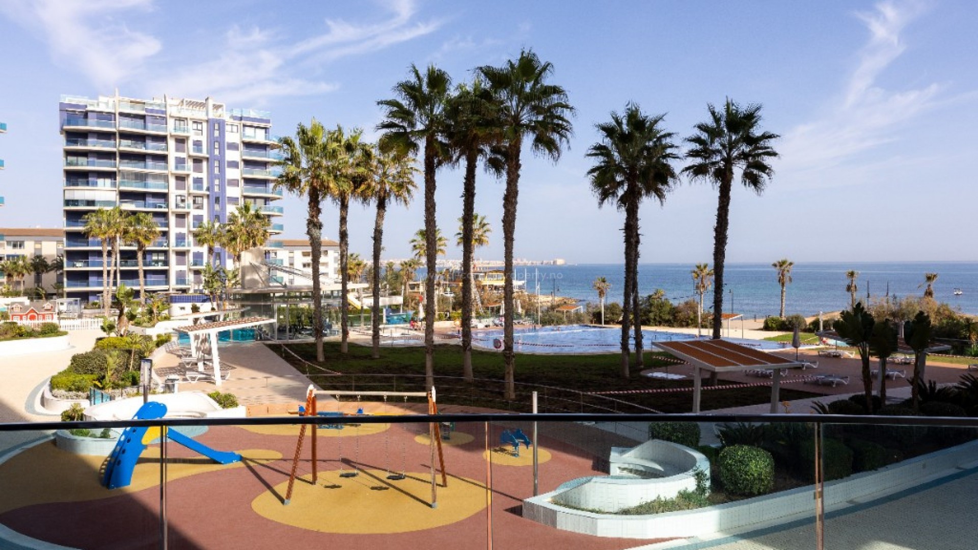 Apartment / flat in Punta Prima