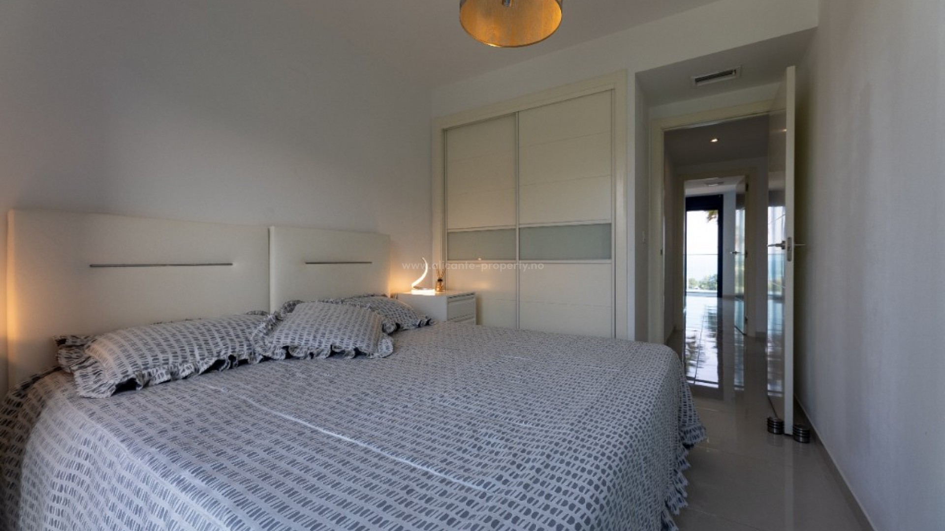 Apartment / flat in Punta Prima