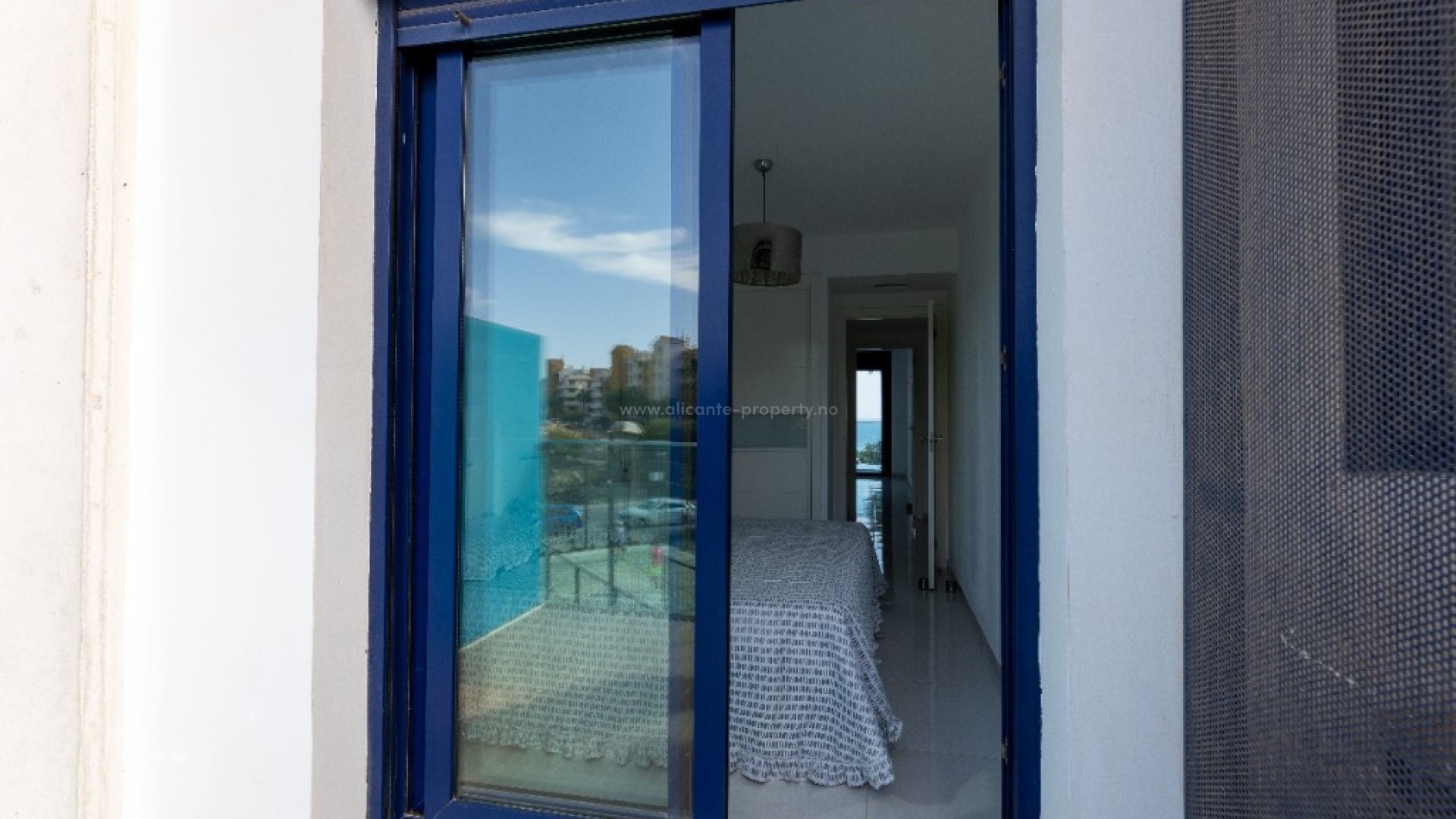 Apartment / flat in Punta Prima