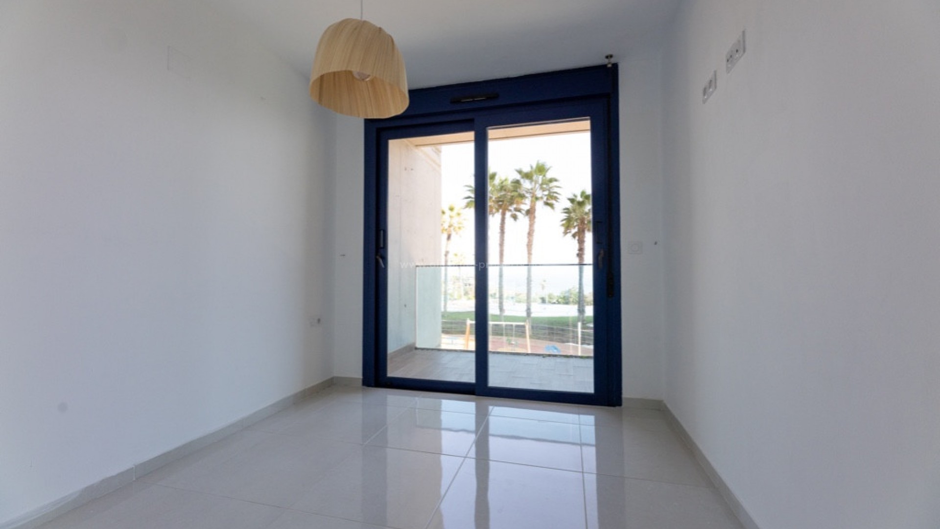 Apartment / flat in Punta Prima