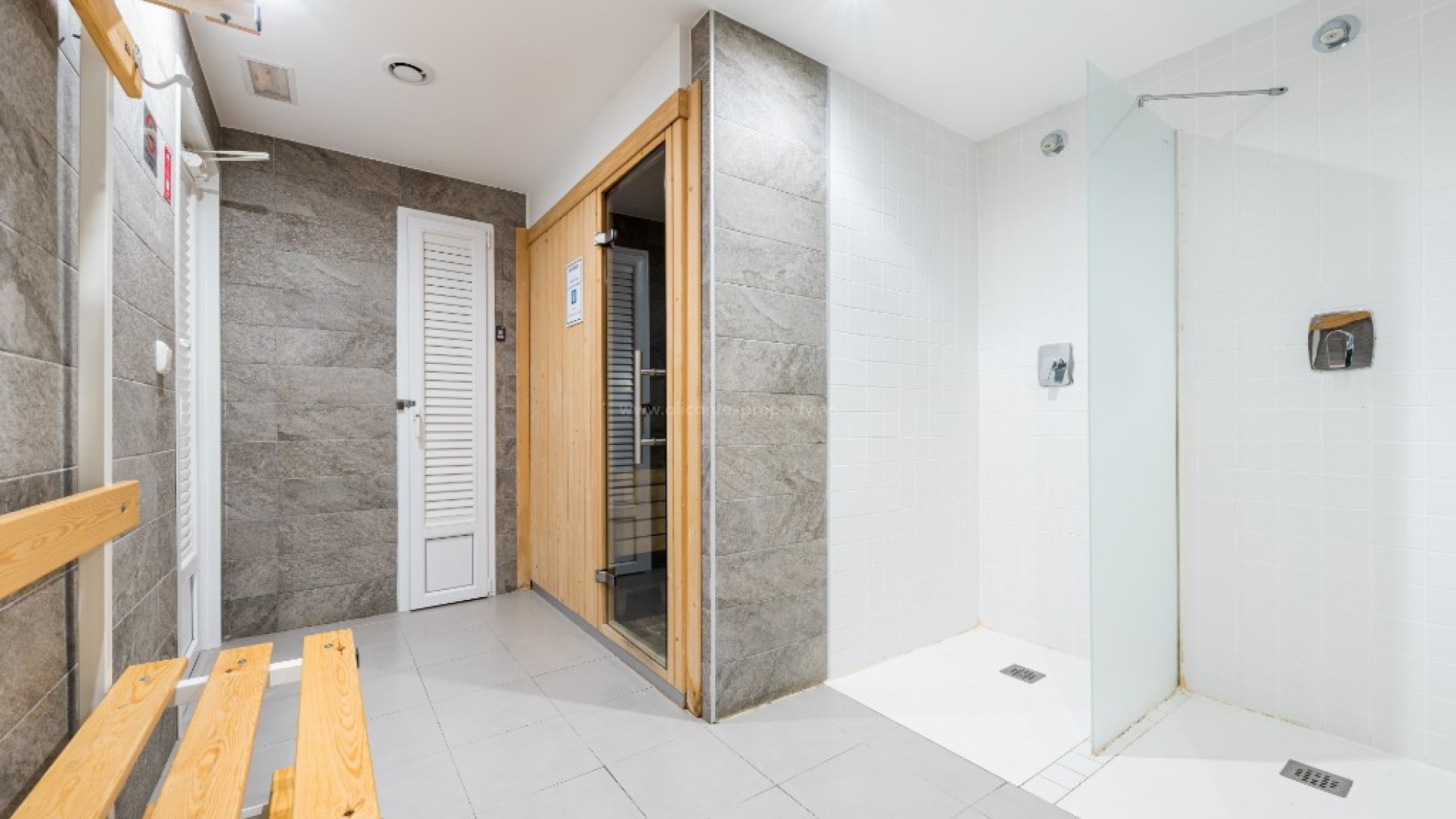 Apartment / flat in Punta Prima