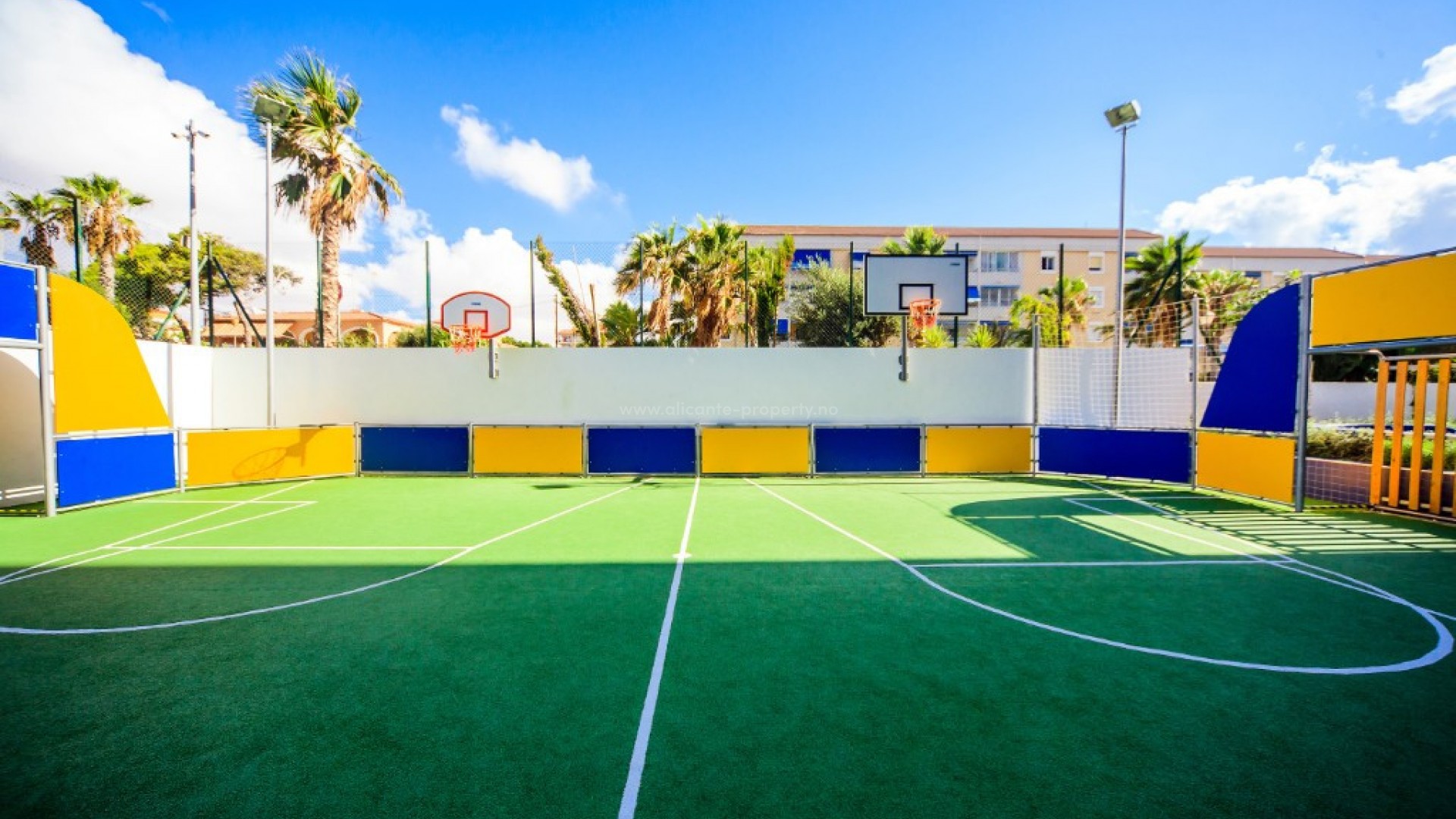 Apartment / flat in Punta Prima