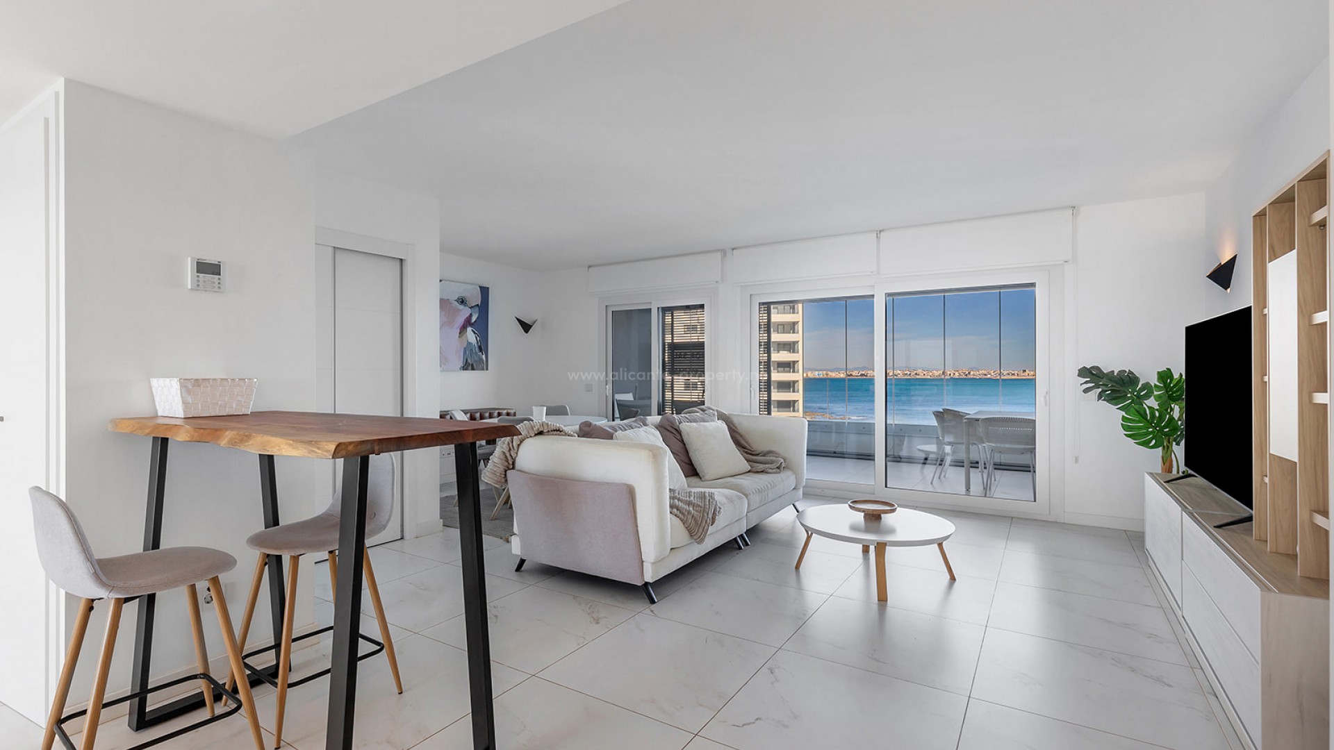 Apartment / flat in Punta Prima