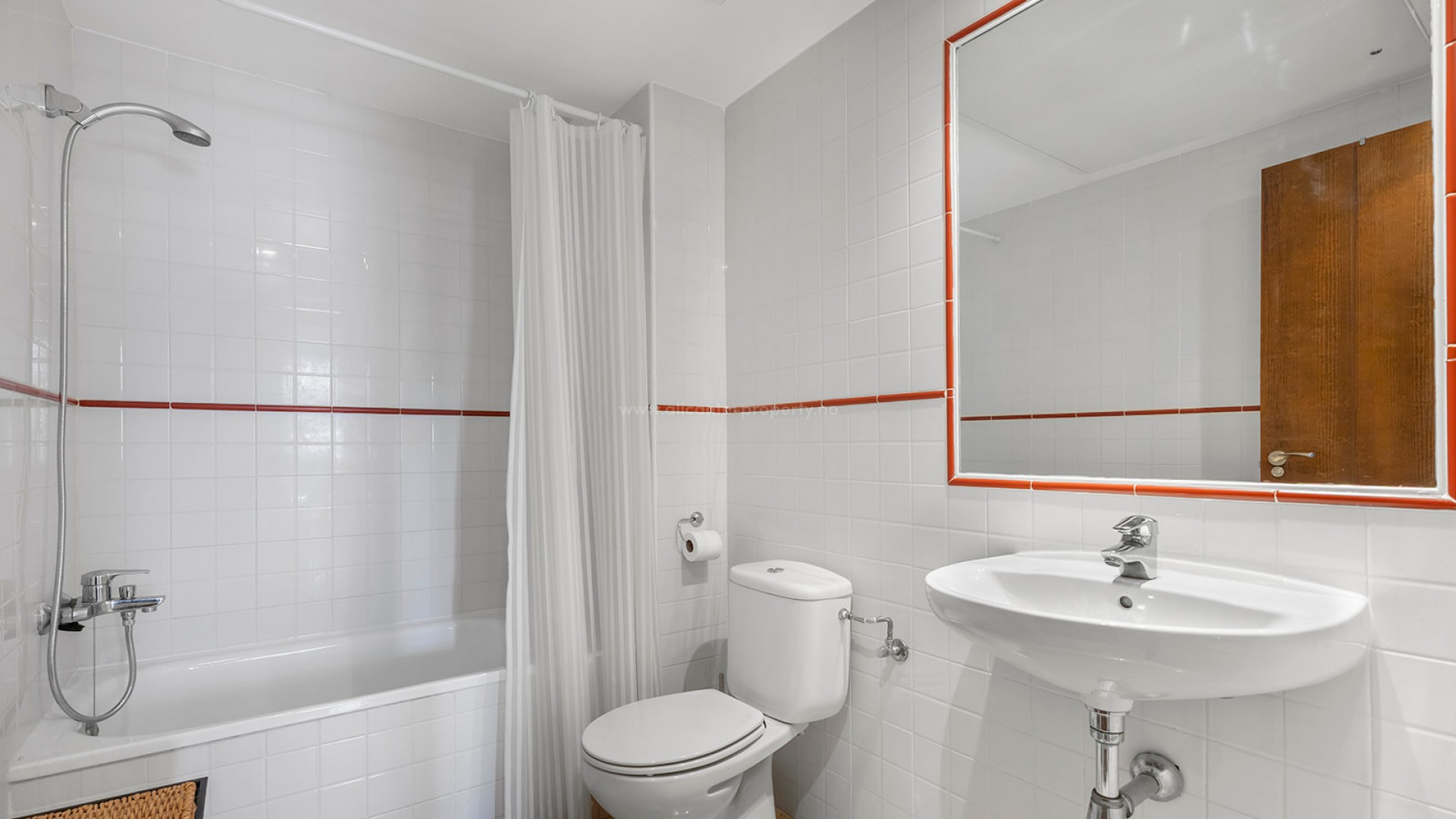 Apartment / flat in Punta Prima