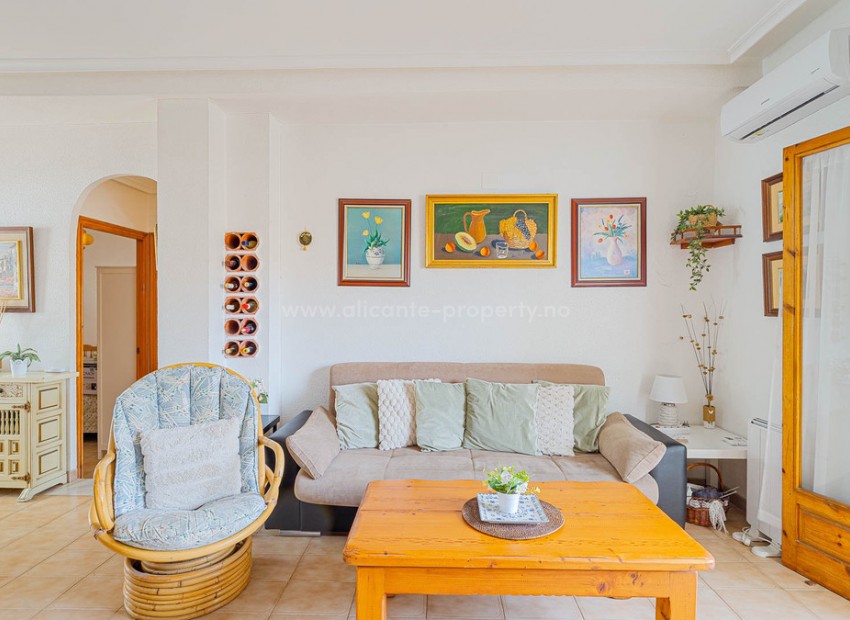 Apartment / flat in Punta Prima