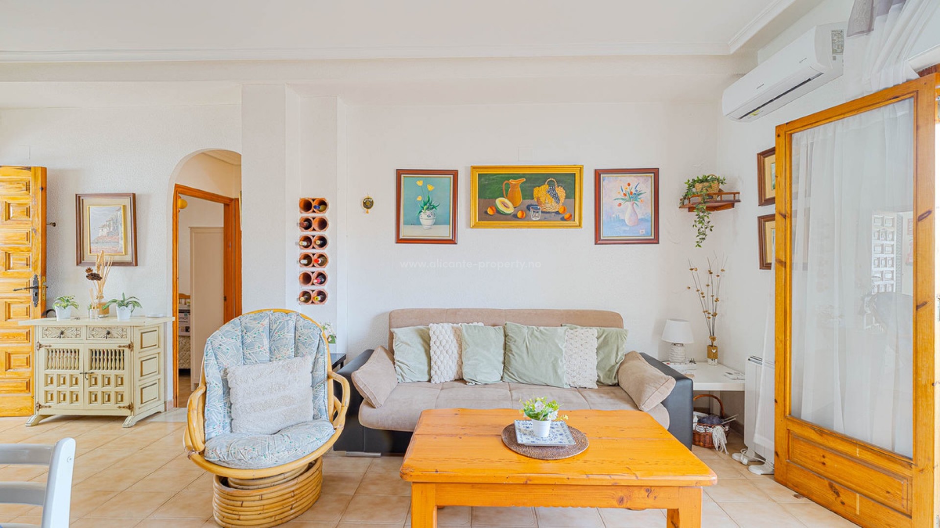 Apartment / flat in Punta Prima