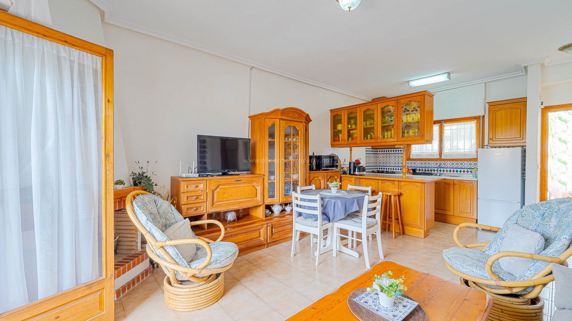 Apartment / flat in Punta Prima