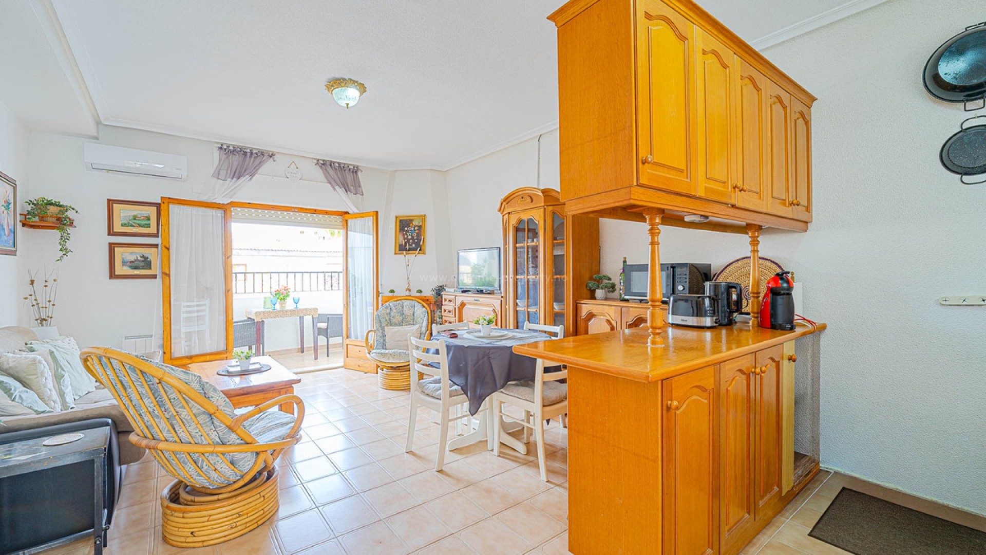 Apartment / flat in Punta Prima