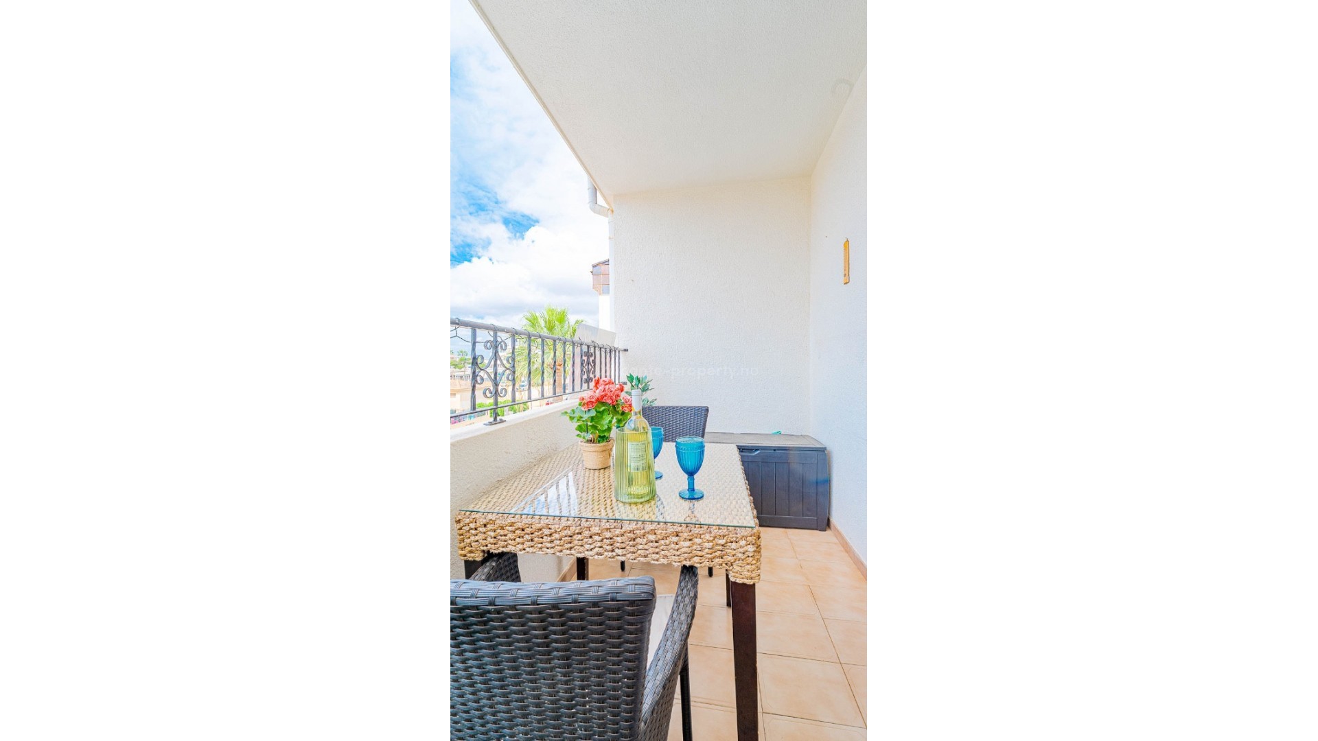 Apartment / flat in Punta Prima