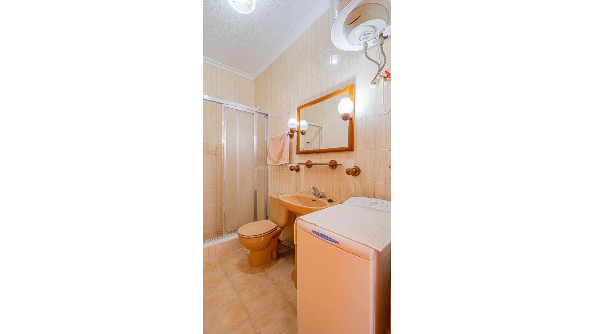 Apartment / flat in Punta Prima