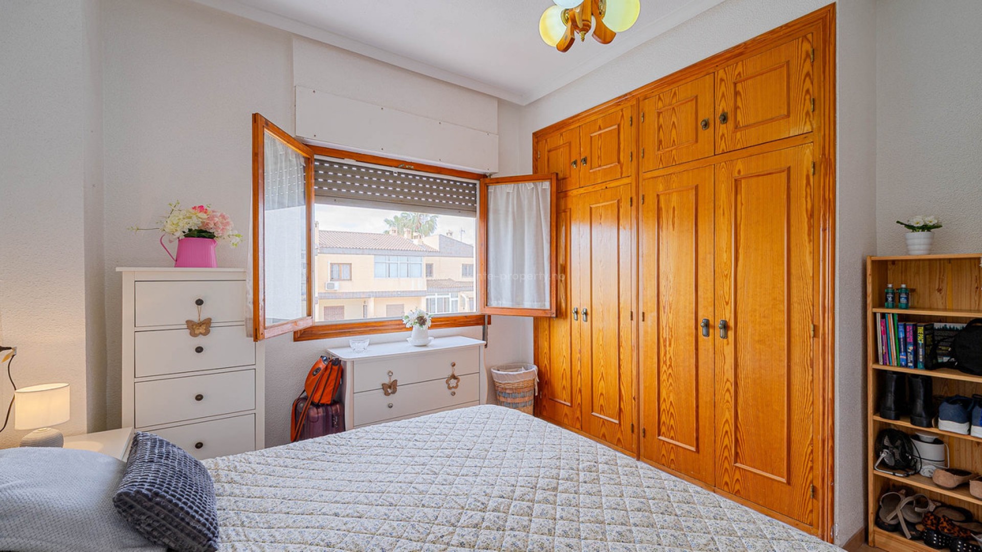 Apartment / flat in Punta Prima